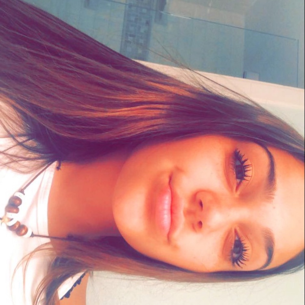 Meet your Posher, Shailee